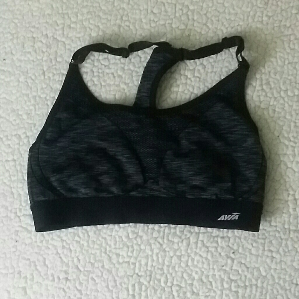 Im selling a sports bra